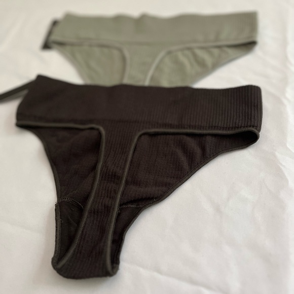 SKIMS Intimates & Sleepwear Skims Thongs Poshmark